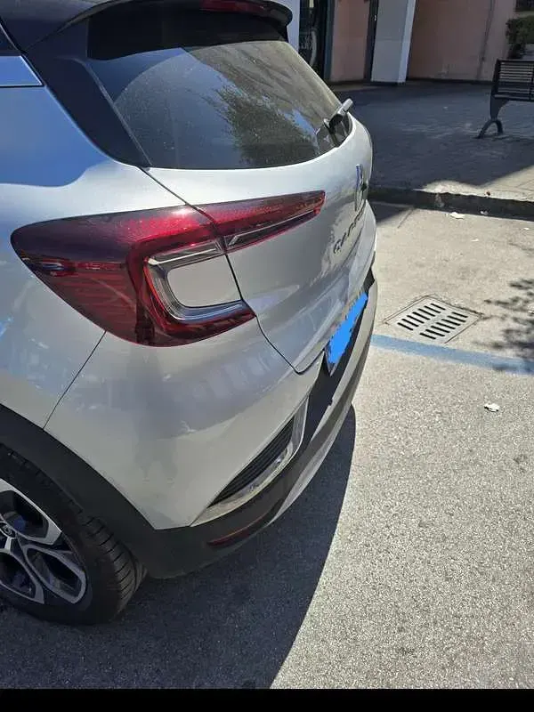 Usata Renault Captur Techno 101 CV (74 kW) 2023 SUV