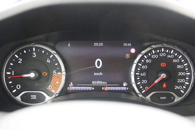 Usata Jeep Renegade Limited 130 CV (95 kW) 2021 Bianco SUV