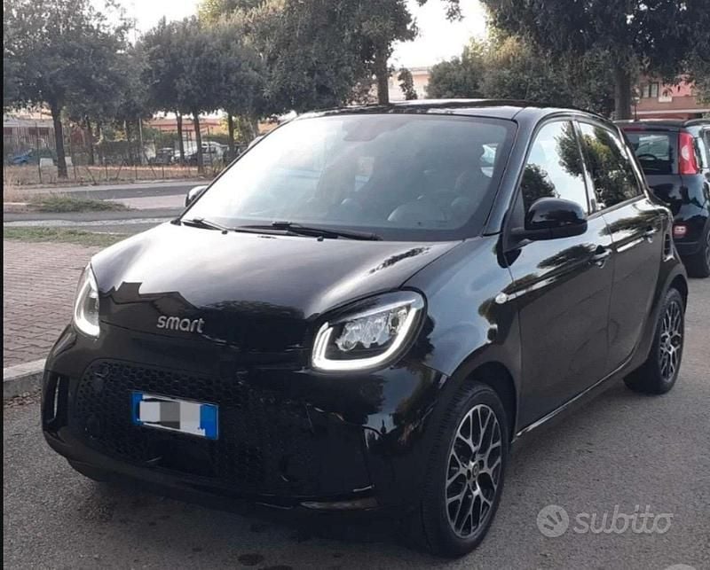 Nero Usata 2020 Smart ForFour Electric Drive Pulse Due volumi | 11.500 € (Buon prezzo) - Immagine 1/4