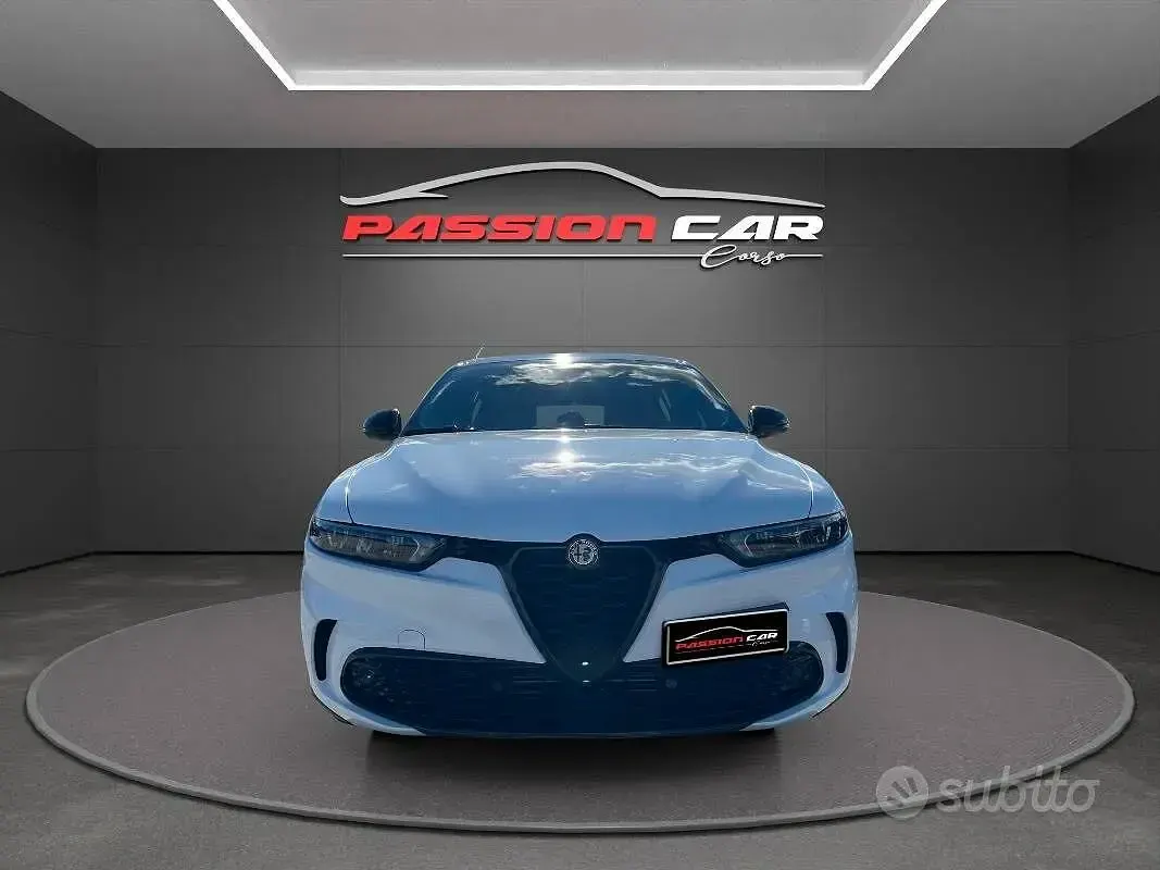 Usata Alfa Romeo Tonale Sprint 131 CV (96 kW) 2022 Bianco SUV