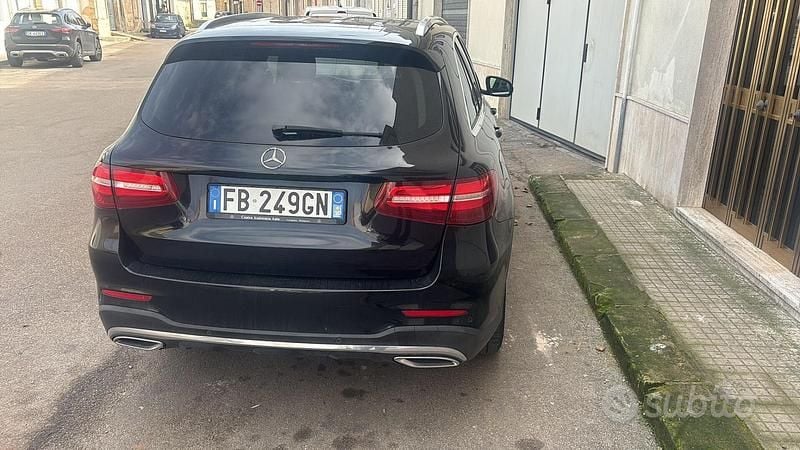 Usata Mercedes GLC250 Premium 204 CV (150 kW) 2015 Nero SUV