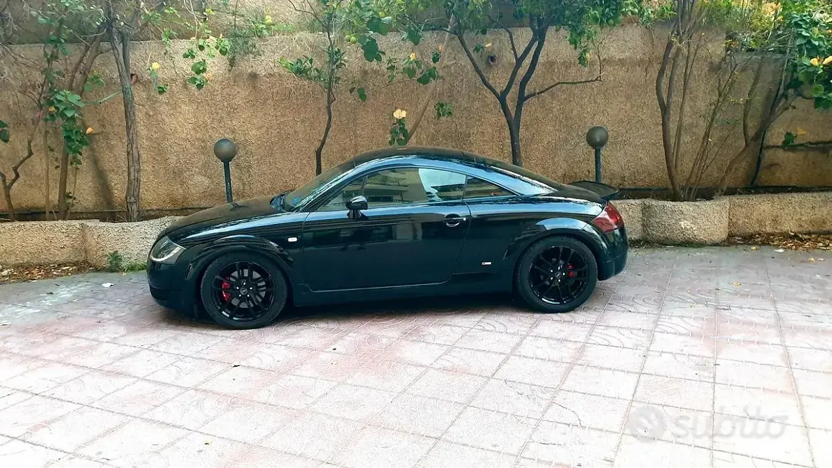 Usata Audi TT 180 CV (132 kW) 1999 Nero Coupé