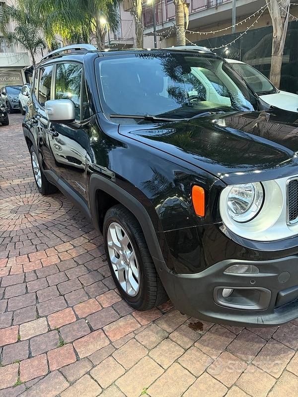 Usata Jeep Renegade Limited 120 CV (88 kW) 2016 Nero SUV