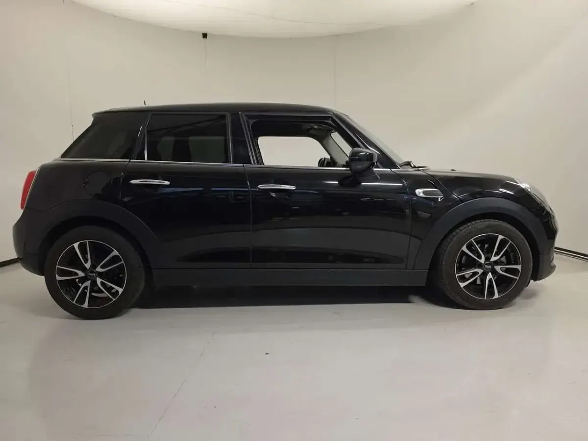 Usata Mini Cooper 136 CV (100 kW) 2020 Nera Utilitaria