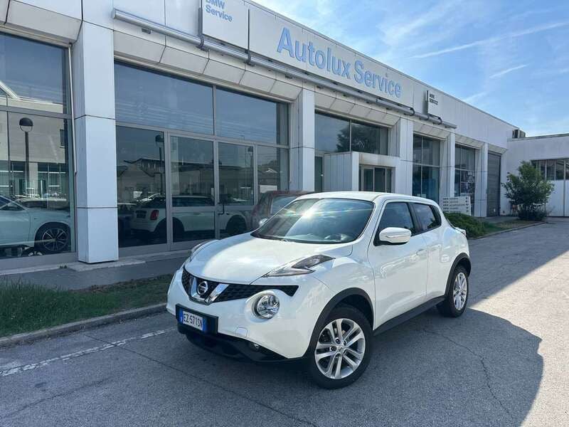 Bianco Usata 2015 Nissan Juke Acenta SUV | 8990 € (Buon prezzo) - Immagine 1/4