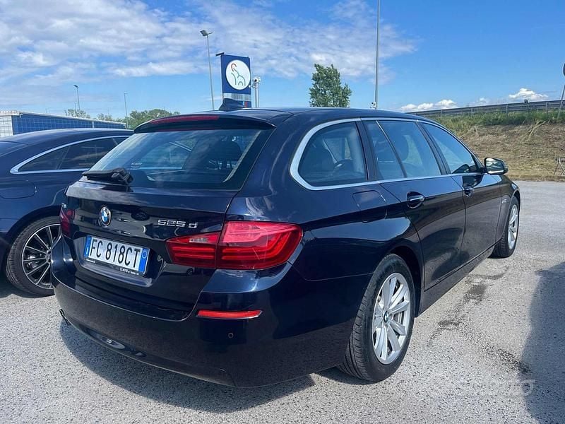 Usata BMW 525 218 CV (160 kW) 2015 Blu Station wagon