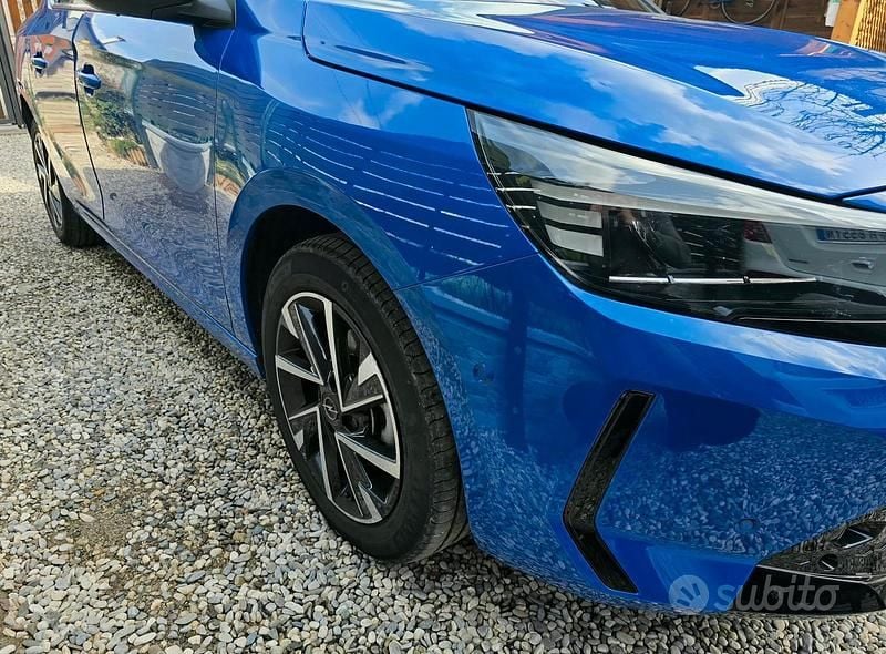 Usata Opel Corsa GS Line 100 CV (73 kW) 2024 Blu Utilitaria