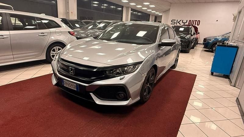 Usata Honda Civic Elegance 129 CV (94 kW) 2018 Argento Berlina