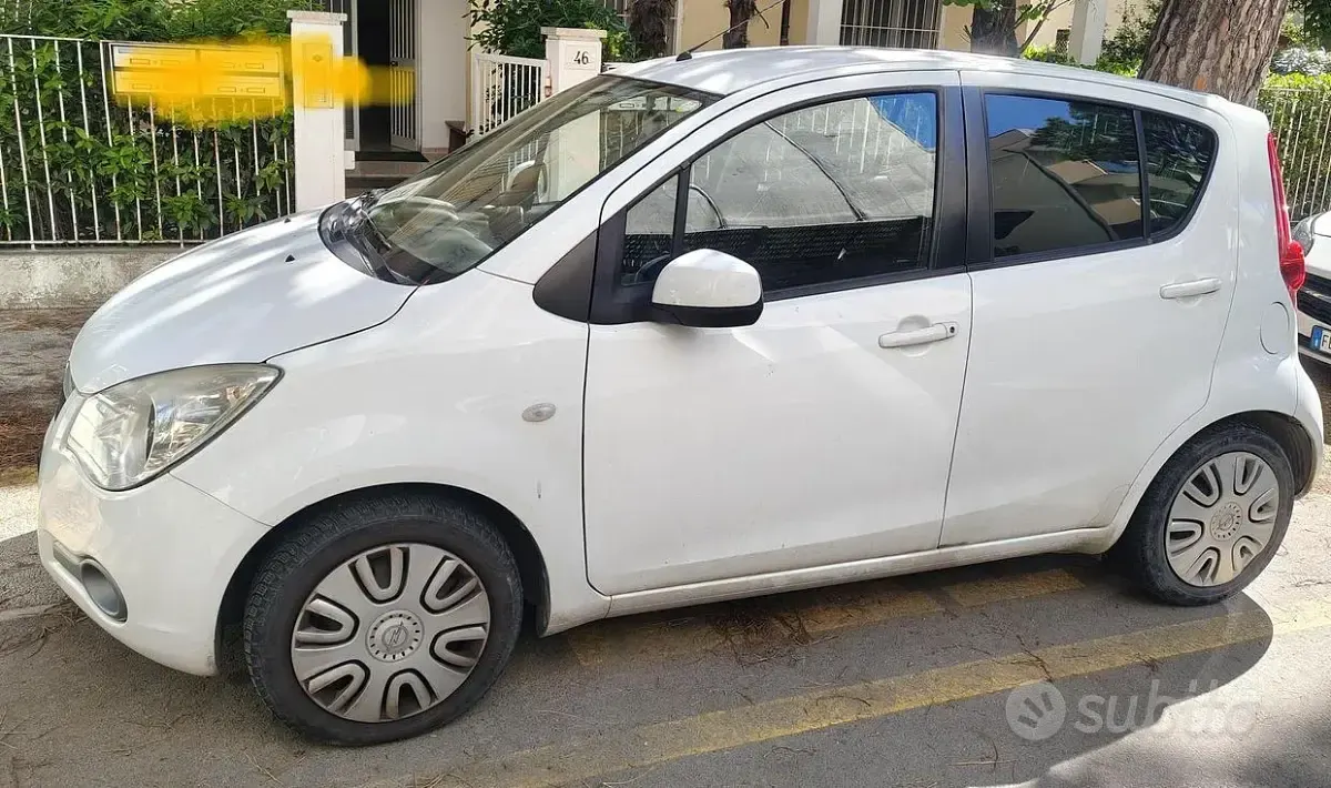 Usata Opel Agila 68 CV (50 kW) 2013 Bianco Utilitaria