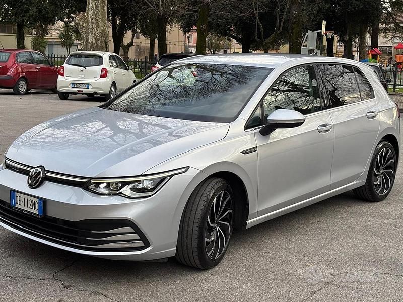 Usata VW Golf VIII Style 115 CV (84 kW) 2021 Berlina