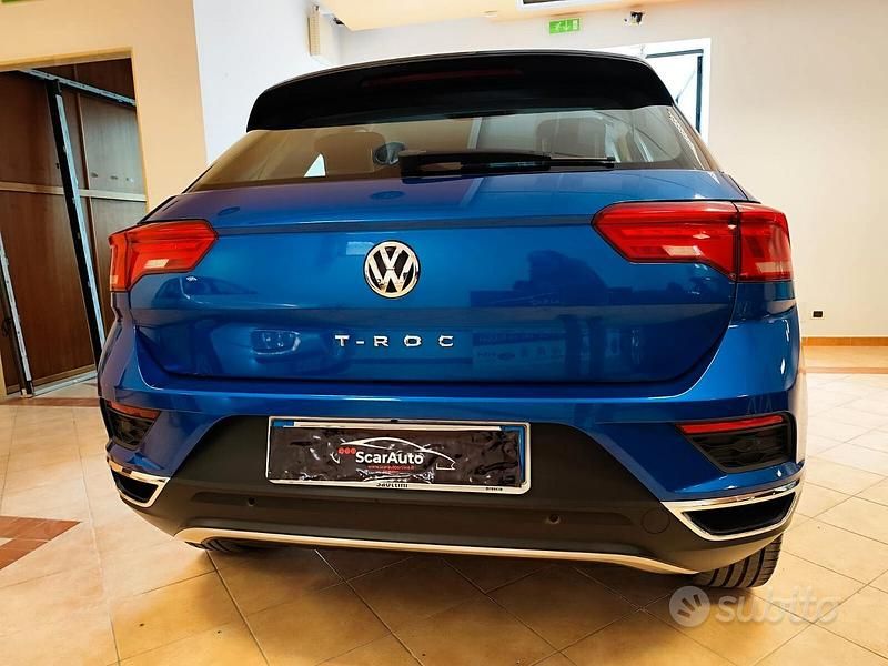 Usata VW T-Roc Style 115 CV (84 kW) 2019 Blu SUV