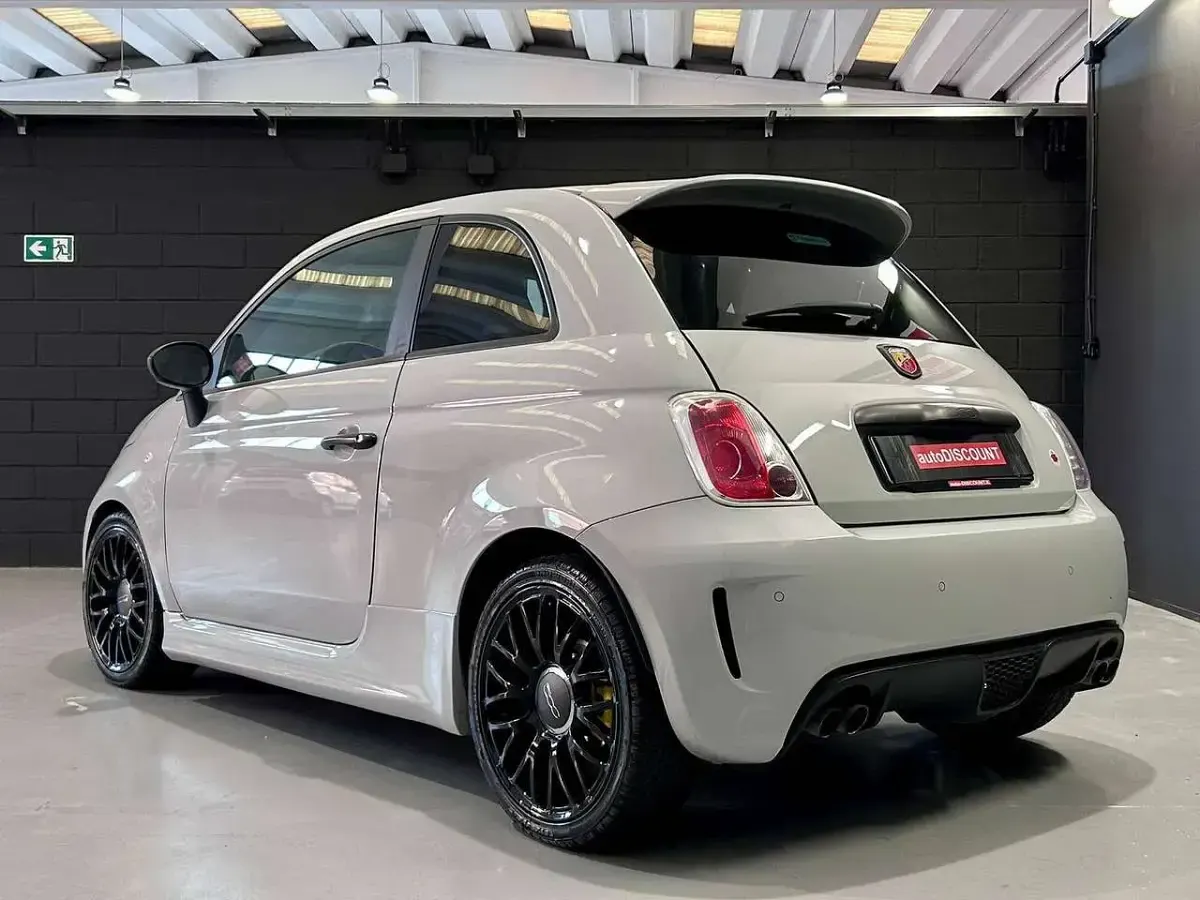 Usata Abarth 595 Competizione 159 CV (116 kW) 2015 Grigio campovolo Utilitaria