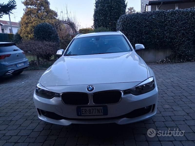 Usata BMW 2000 129 CV (94 kW) 2013 Bianco Berlina