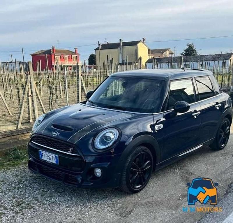Usata Mini Cooper S 170 CV (125 kW) 2019 Blu/azzurro Utilitaria