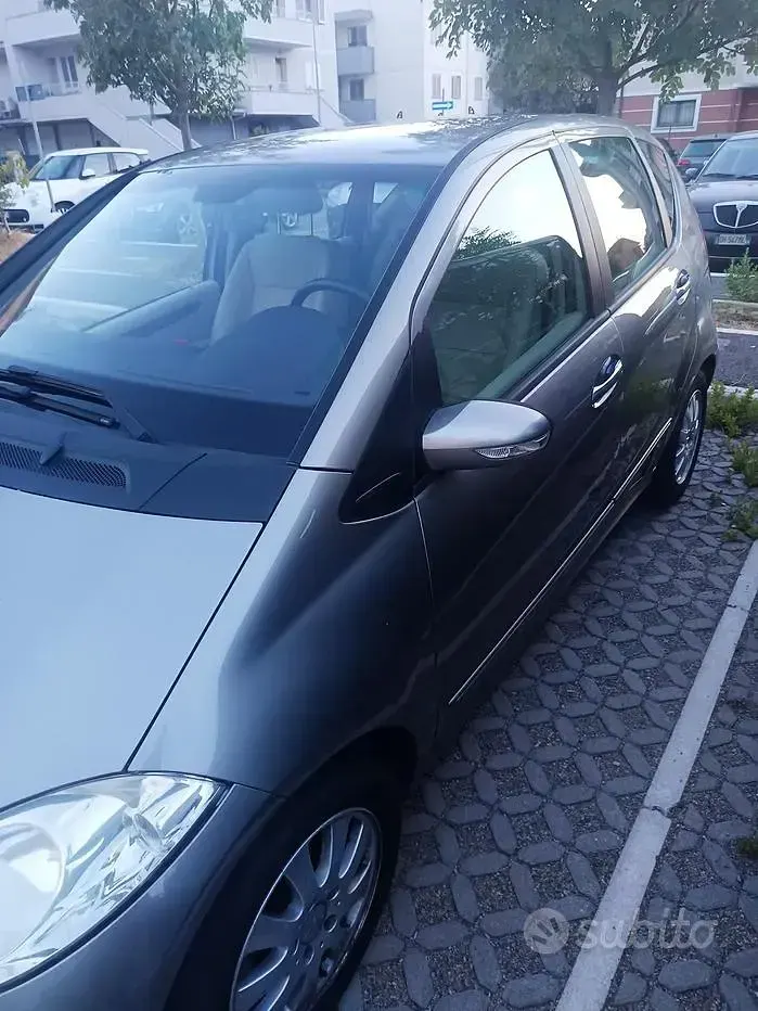 Usata Mercedes A180 2005 Grigio Utilitaria