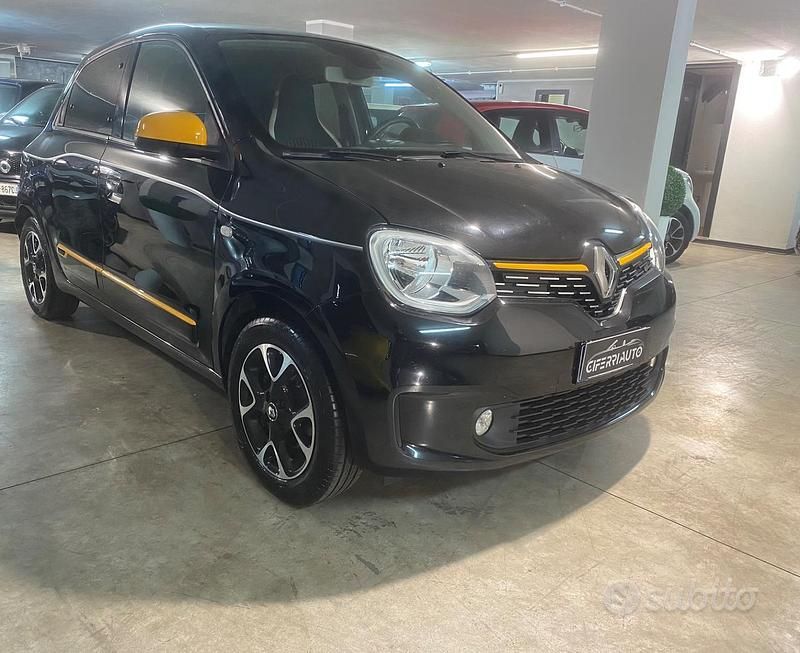 Usata Renault Twingo Signature 95 CV (69 kW) 2019 Nero Utilitaria