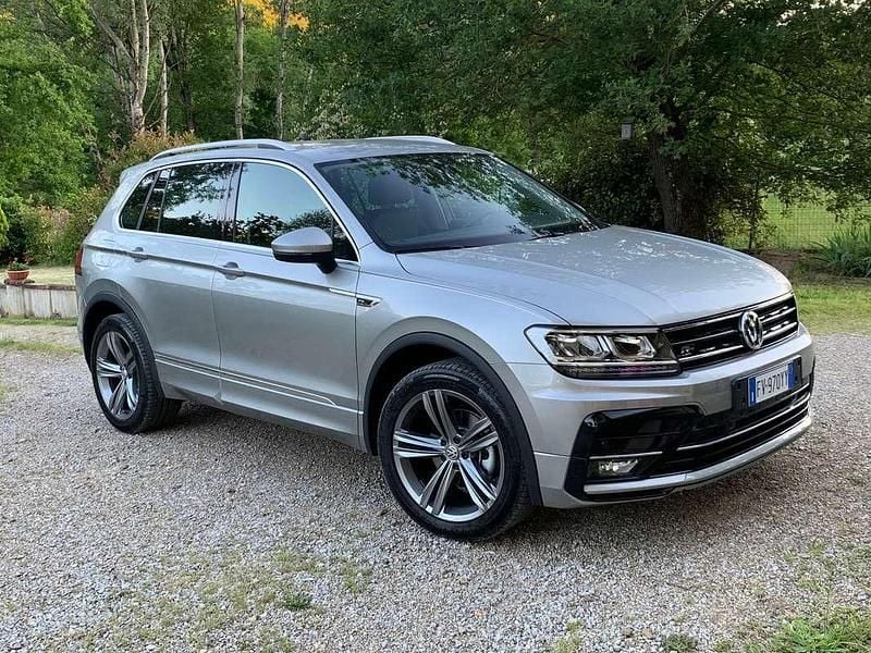 Usata VW Tiguan Sportline 150 CV (110 kW) 2019 Grigio SUV