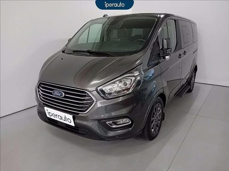 Usata Ford Tourneo Custom Titanium 131 CV (96 kW) 2021 Grigio s. Furgone