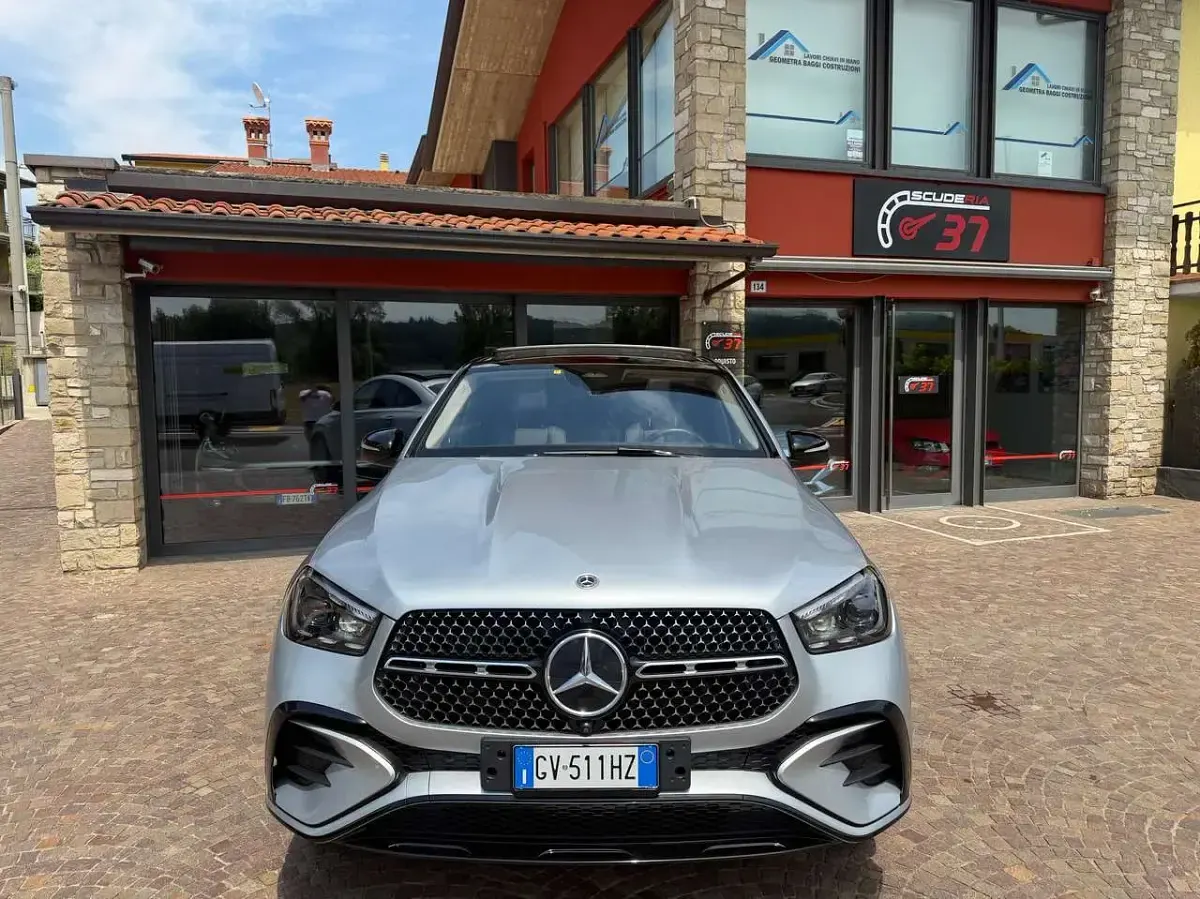 Usata Mercedes GLE300 AMG Line Premium Plus 269 CV (197 kW) 2024 Argento SUV