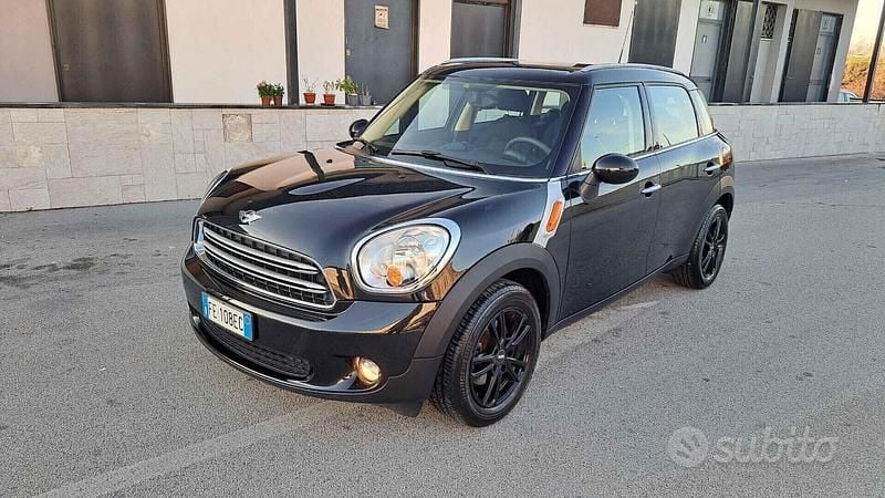 Usata Mini Cooper D Countryman Business 111 CV (81 kW) 2016 Nero SUV