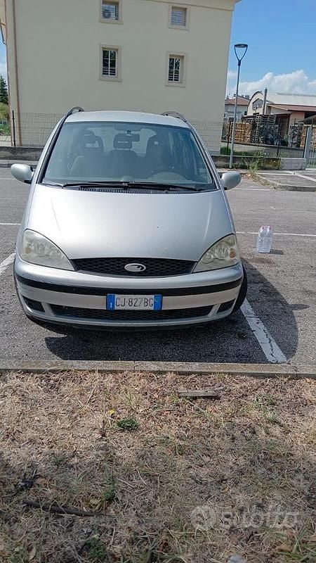 Begagnad Ford Galaxy 2003 Minibuss