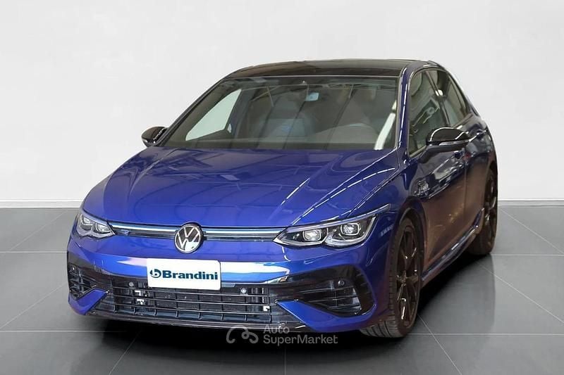 Usata VW Golf VIII R 333 CV (244 kW) 2023 Blu Berlina