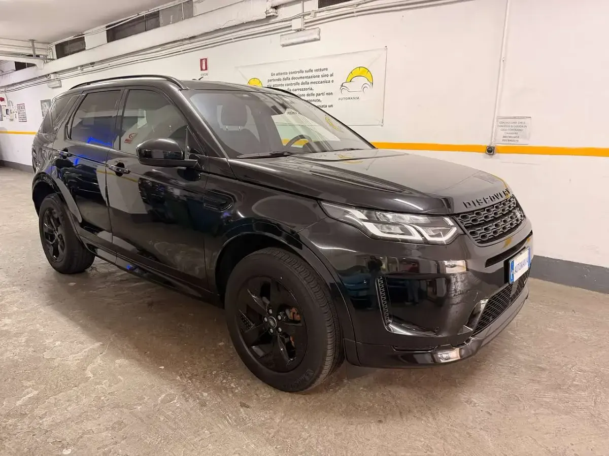 Usata Land Rover Discovery 5 SE Dynamic 163 CV (119 kW) 2023 Nero SUV