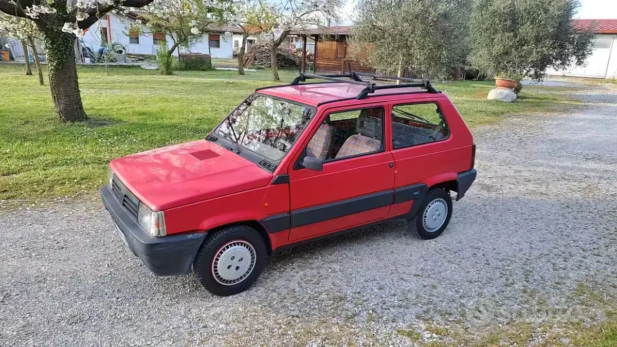 Usata Fiat Panda 54 CV (39 kW) 1996 Rosso Utilitaria
