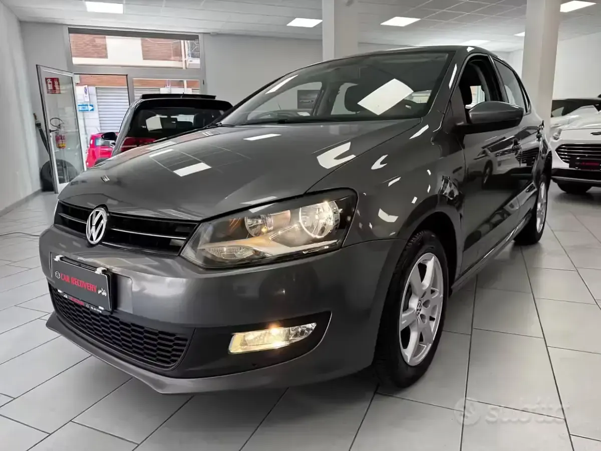 Usata VW Polo Comfortline 90 CV (66 kW) 2012 Grigio Utilitaria