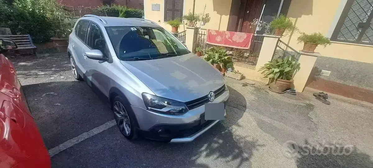 Usata VW Polo Cross 90 CV (66 kW) 2016 Grigio Utilitaria