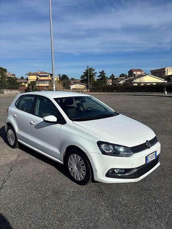 Begagnad VW Polo Comfortline 75 HK (55 kW) 2015 Sedan