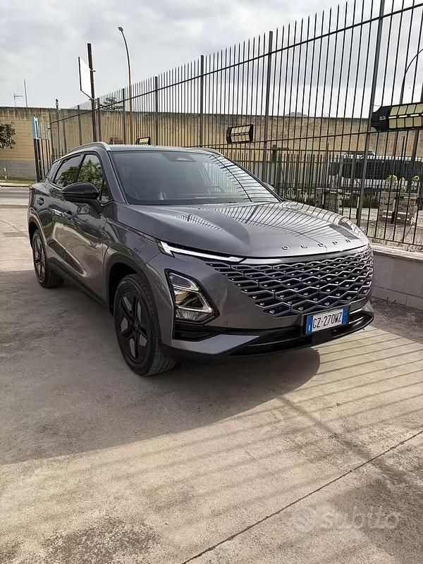 Usata Omoda 5 147 CV (108 kW) 2025 Grigio SUV