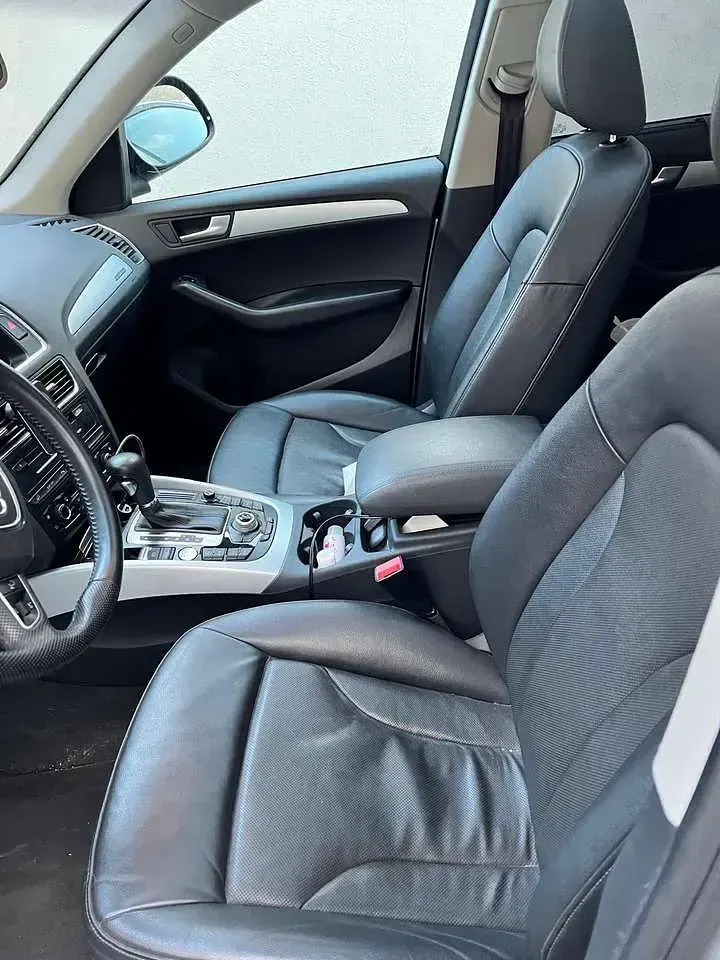 Usata Audi Q5 239 CV (175 kW) 2009 Eissilber metallic SUV