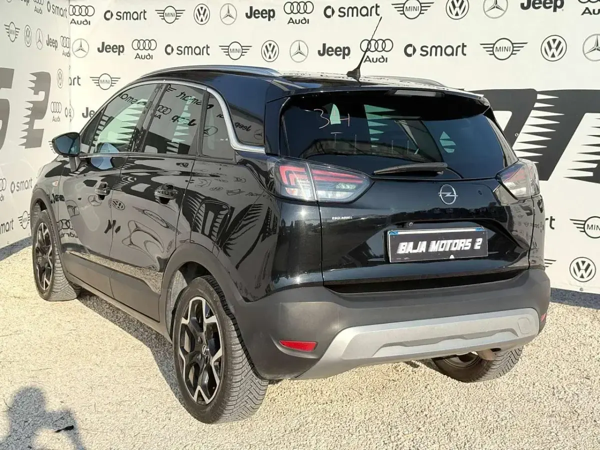 Usata Opel Crossland Elegance 131 CV (96 kW) 2023 Nero SUV