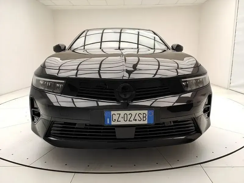 Usata Opel Astra S 131 CV (96 kW) 2025 Nero Utilitaria