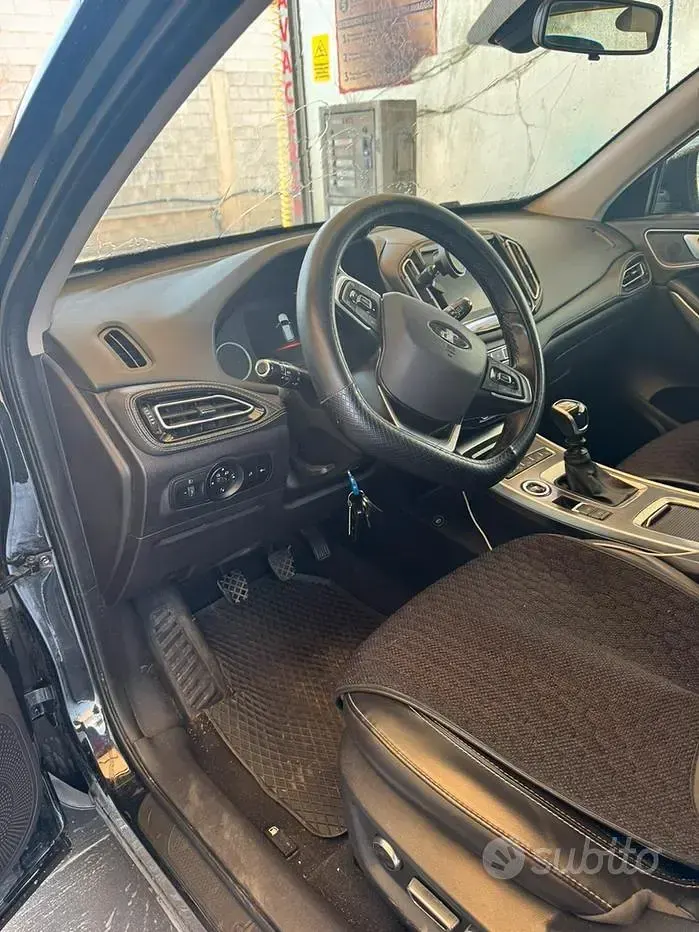 Usata DR F35 154 CV (113 kW) 2022 Nero SUV