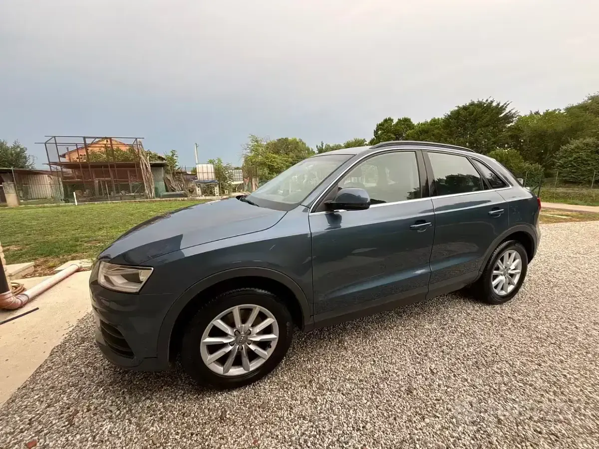 Usata Audi Q3 150 CV (110 kW) 2016 Bluazzurro SUV