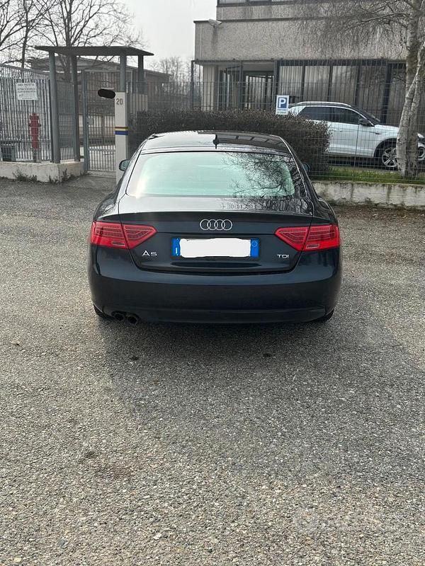 Usata Audi A5 Sportback Business 177 CV (130 kW) 2013 Blu Utilitaria