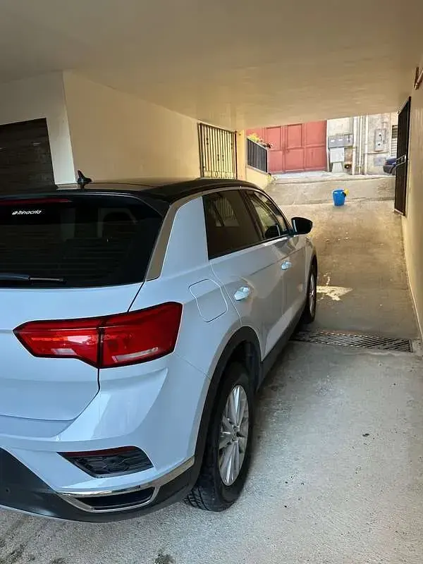 Usata VW T-Roc Business 116 CV (85 kW) 2020 Bianco SUV