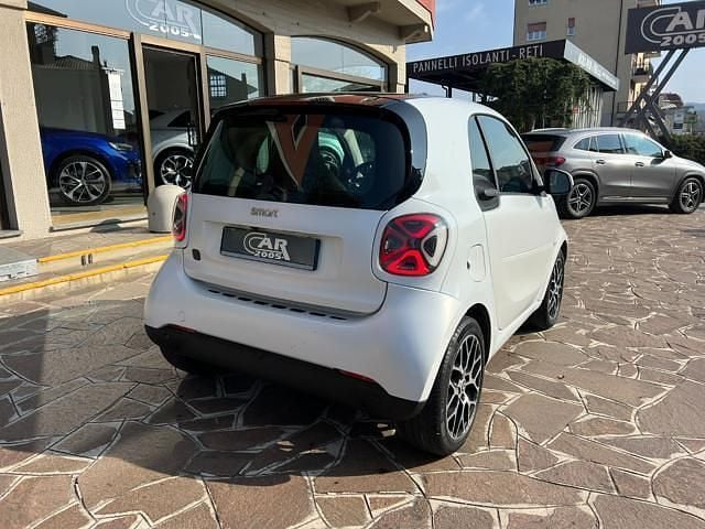 Usata Smart ForTwo Electric Drive Prime 40 kW (55 CV) 2021 Bianco Utilitaria