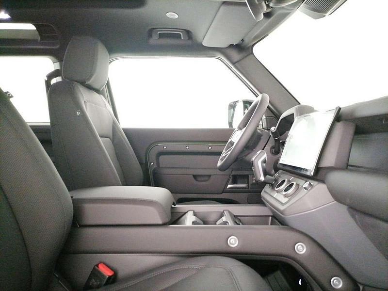 Nuova Land Rover Defender SE Dynamic 200 CV (147 kW) 2026 Verde SUV