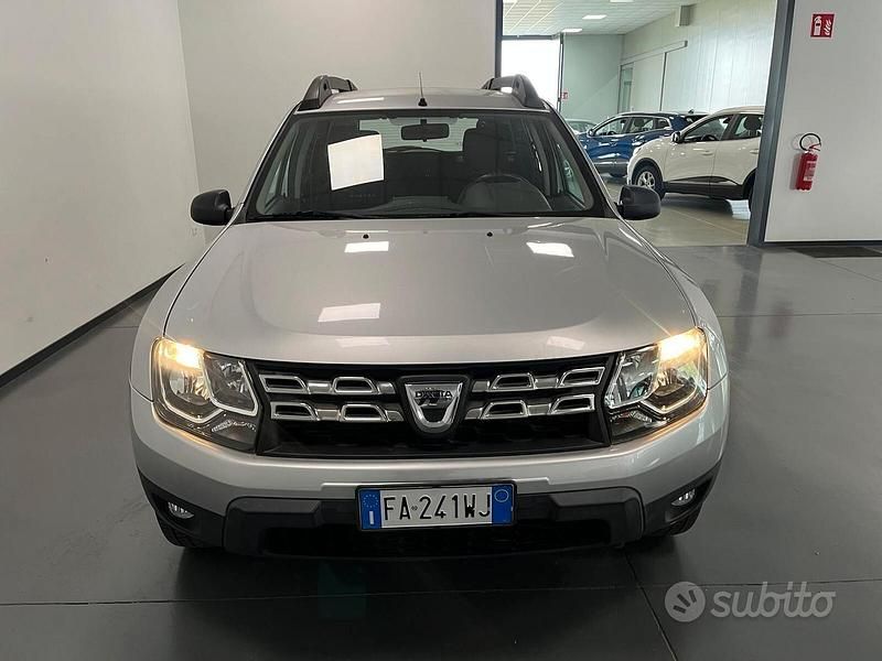 Usata Dacia Duster Ambiance 110 CV (80 kW) 2015 Grigio SUV