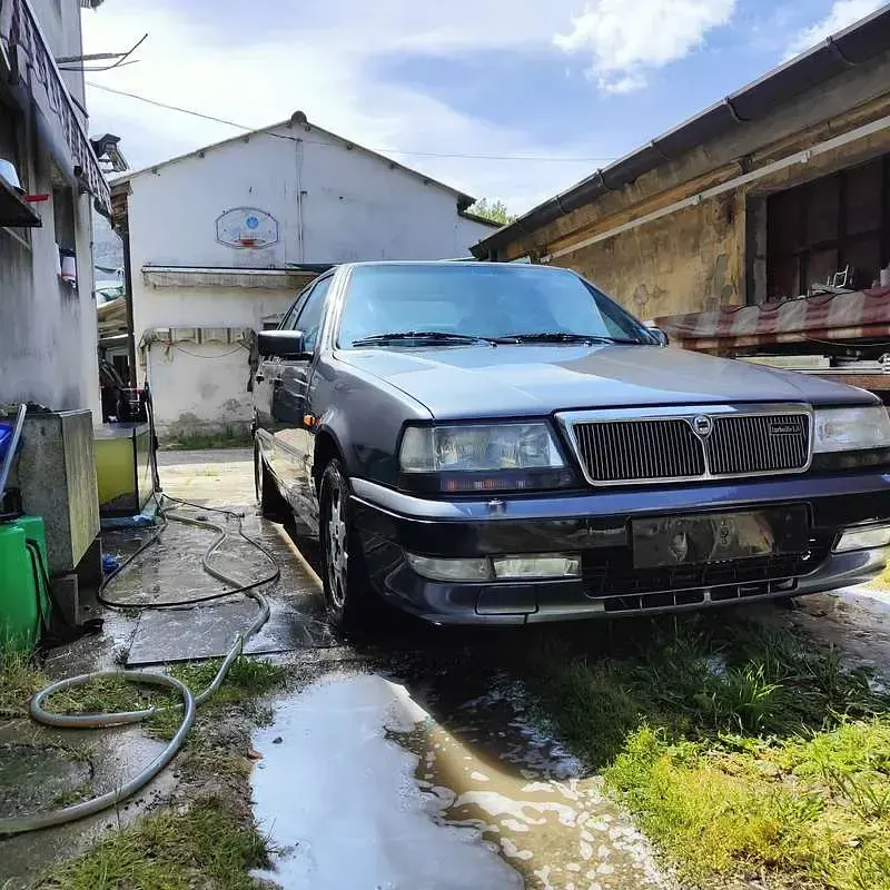 Usata Lancia Thema 201 CV (147 kW) 1993 Berlina