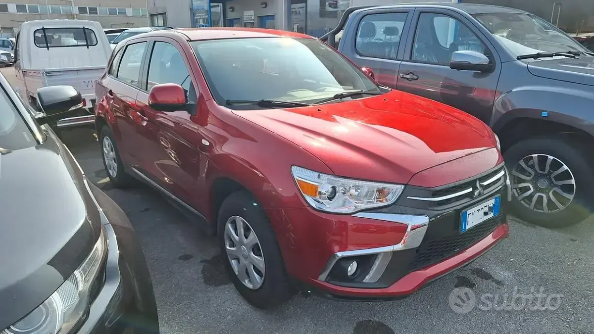Usata Mitsubishi ASX 117 CV (86 kW) 2019 Rosso SUV