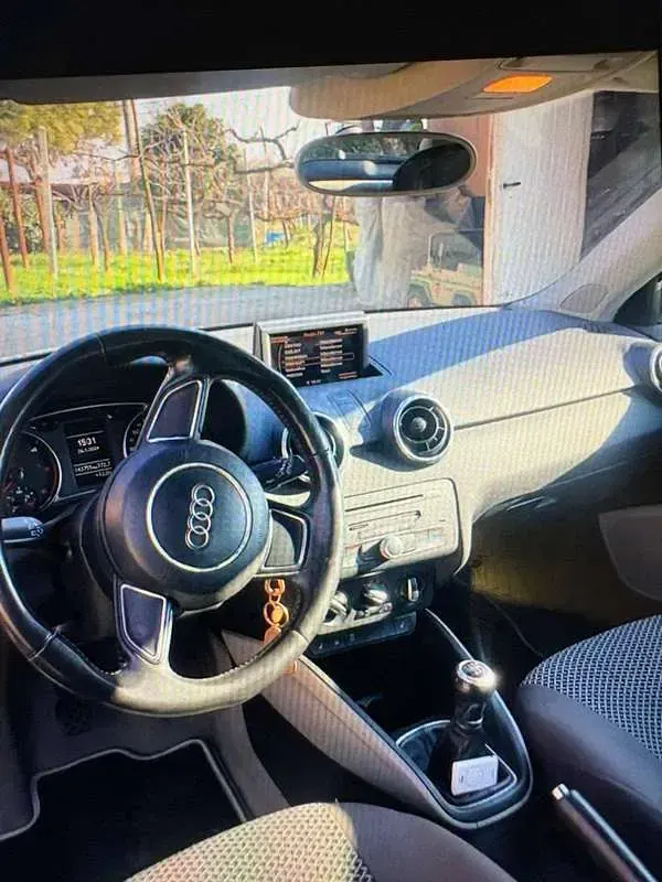 Usata Audi A1 Ambition 105 CV (77 kW) 2010 Blu/azzurro Utilitaria