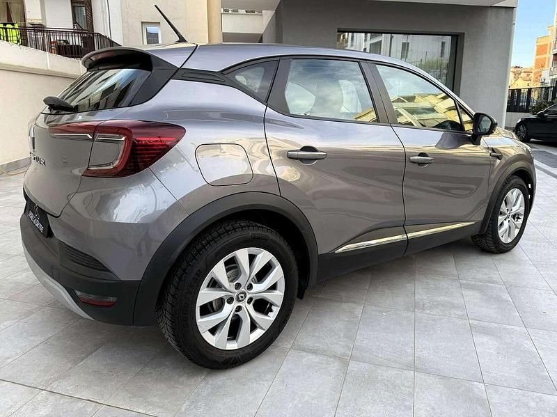 Usata Renault Captur Business 116 CV (85 kW) 2021 Grigio SUV