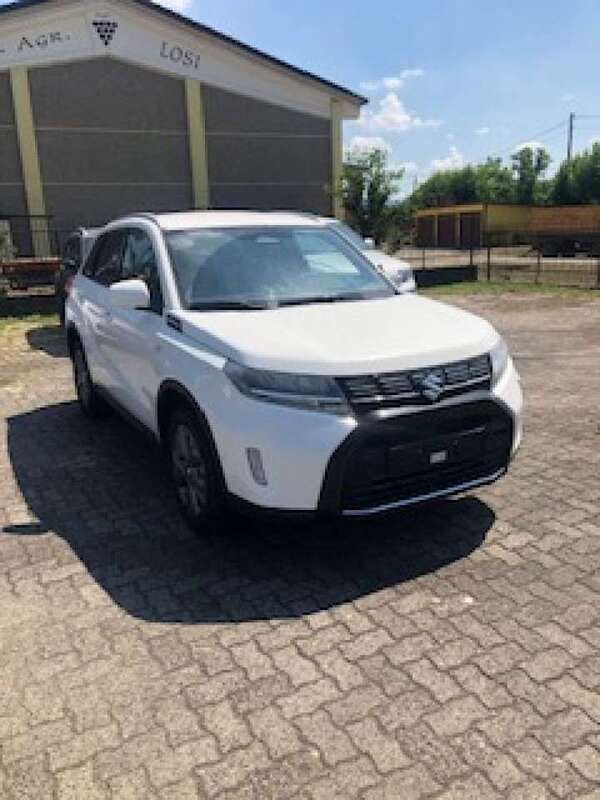 Usata Suzuki Vitara Cool 129 CV (94 kW) 2024 Vari colori SUV