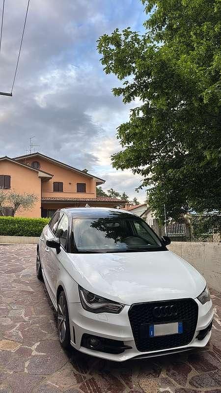 Usata Audi A1 Sportback Attraction 90 CV (66 kW) 2013 Utilitaria