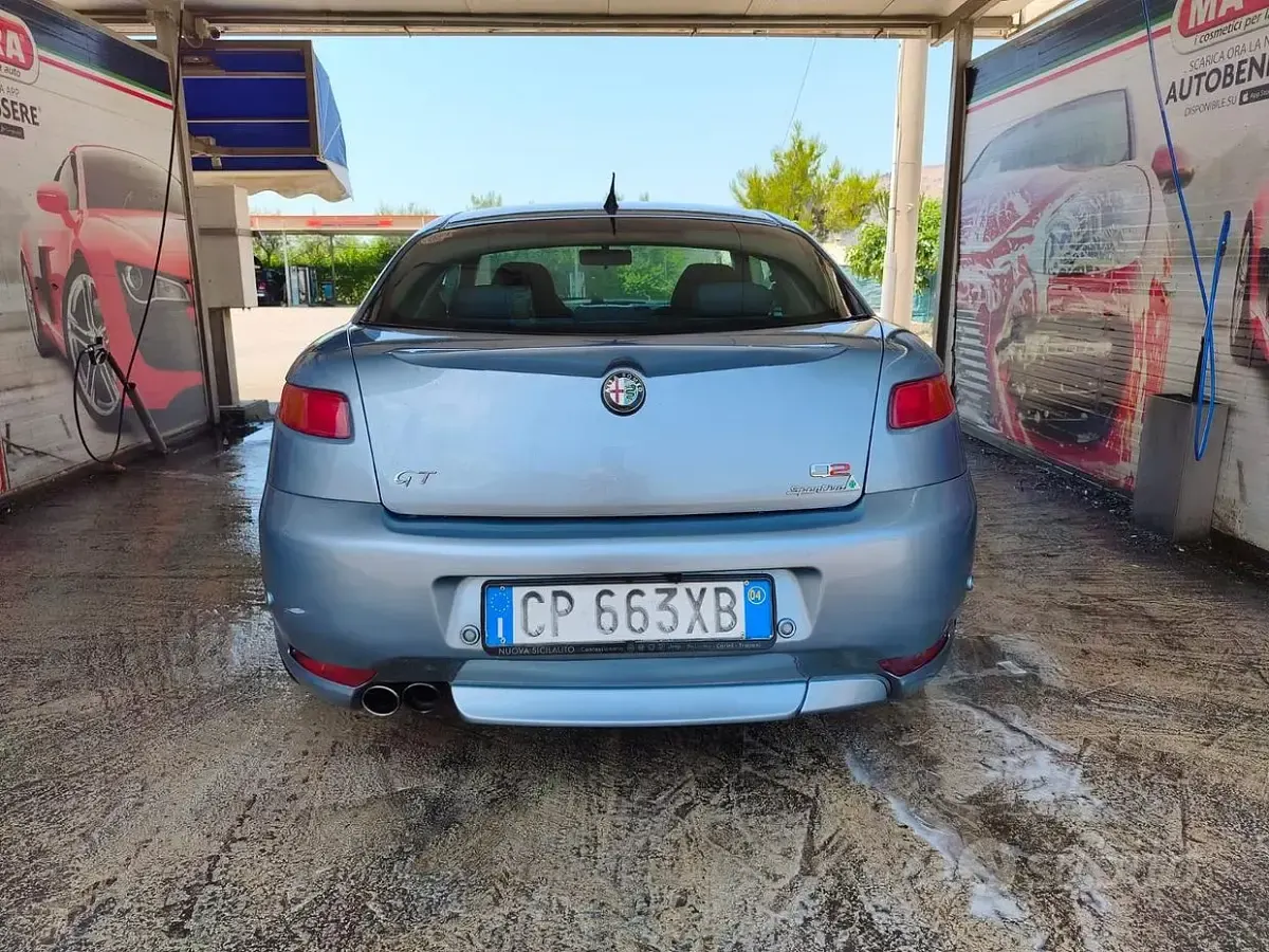 Usata Alfa Romeo GT 150 CV (110 kW) 2003 Grigio Coupé