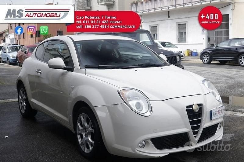 Bianco Usata 2010 Alfa Romeo MiTo Distinctive Due volumi | 3900 € (Buon prezzo) - Immagine 1/4